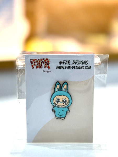 Pin - blue labubu بروش